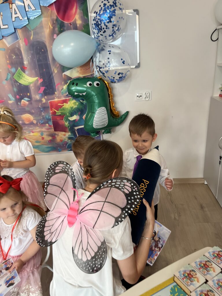 Zdjęcie grupy przedszkolnej